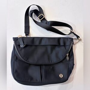 Lululemon All Night Festival Bag 5L BLK/GOLD ONE SIZE